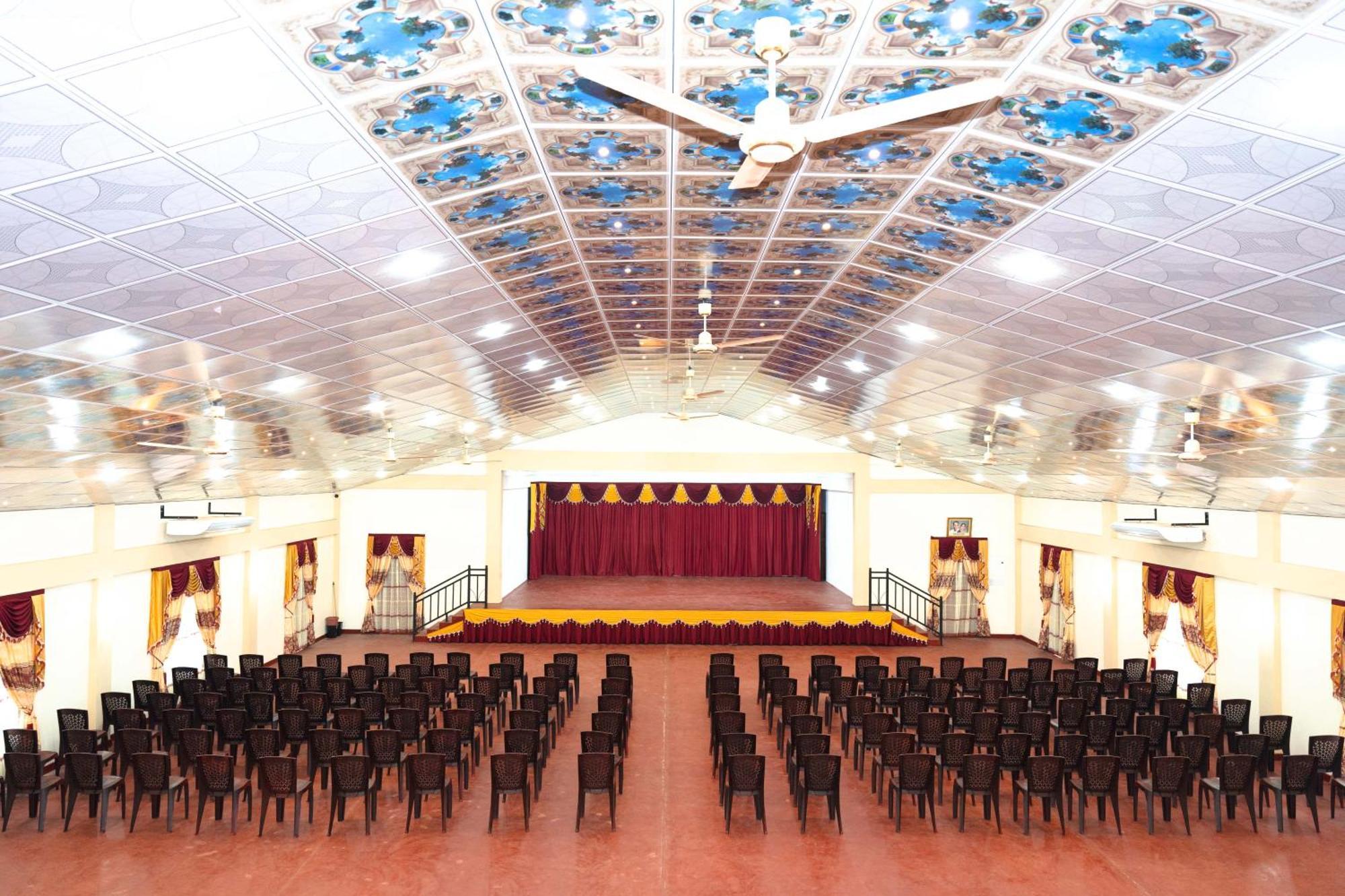 Pgs Hall Jápané Exteriér fotografie